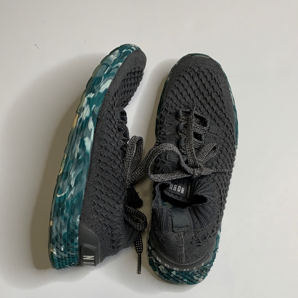 No Bull Sneakers Honeycomb Knit Upper Grey/Gray Men’s 8, Women’s 9.5
